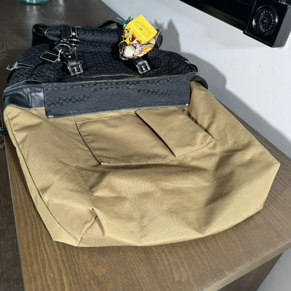 Coach Signature Jacquard Gallery Tote - Picture 13 of 14